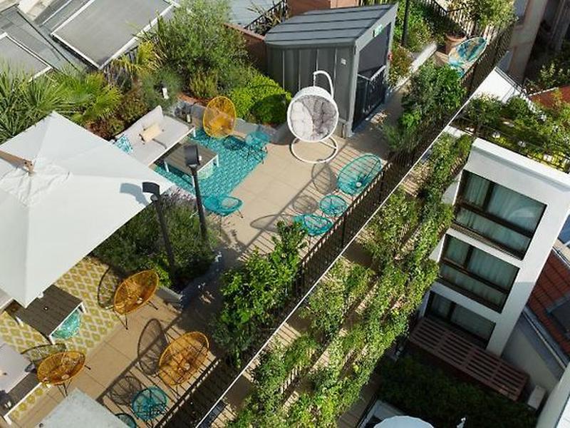 DEAA180432AA5A9B45BAEE1FE93E2D5E