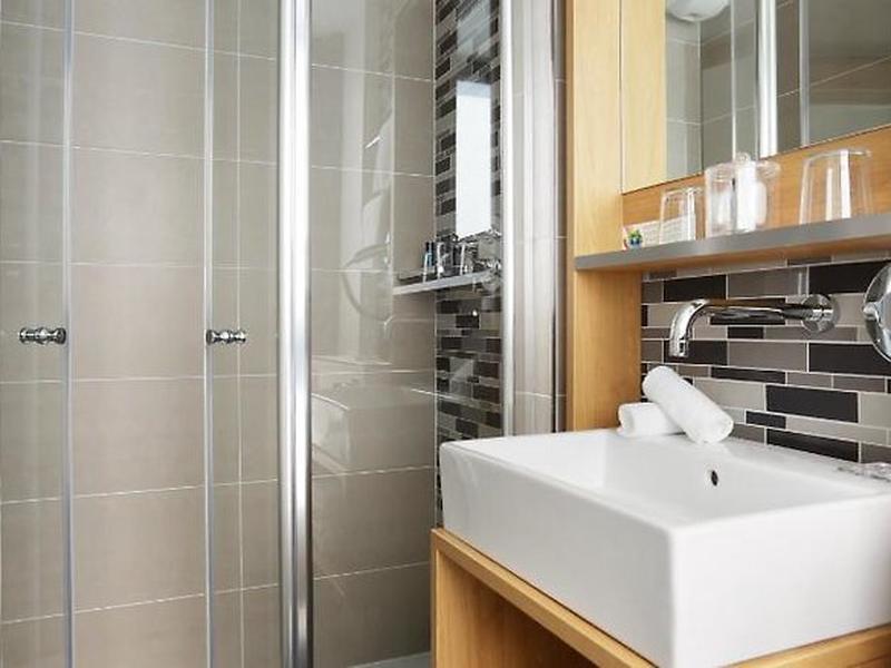 1E326AE9542103B389890C6BBE922522