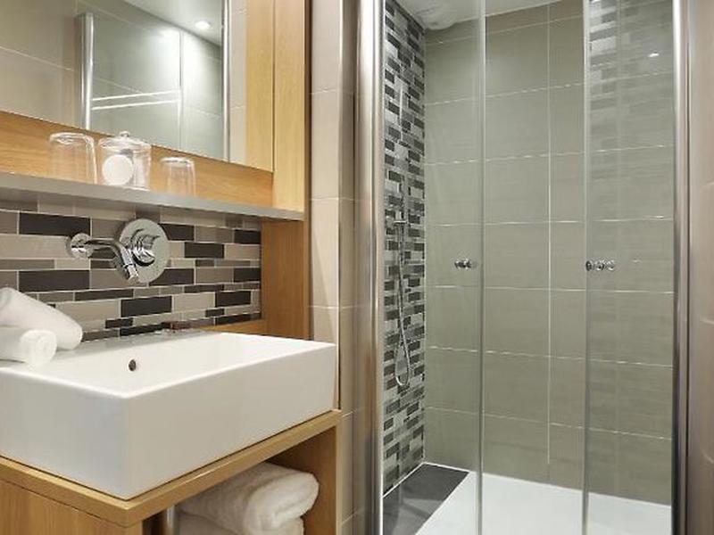 36CFB080ABBFC64D2E89898B46D0632A