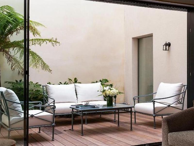 A072F155FC94E5143211A3272427F531