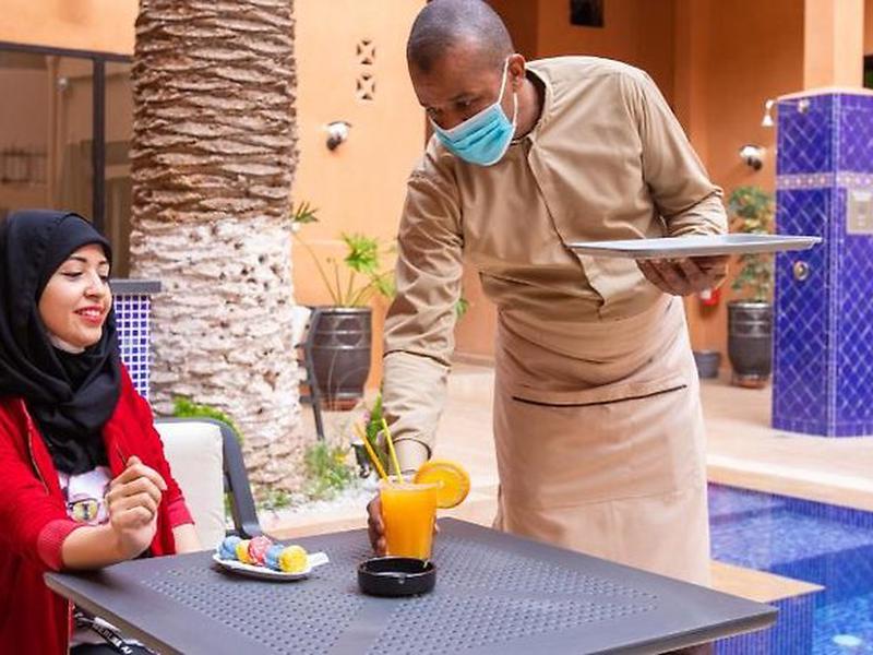 B4859378822D5D4AF64517E4169EAE8F