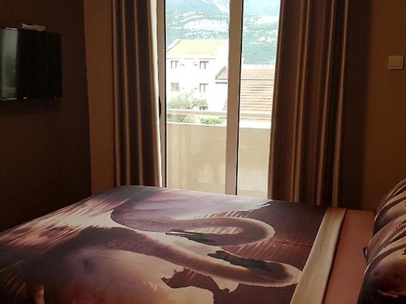 FE5643DDA640FC8A4276508ED6932686