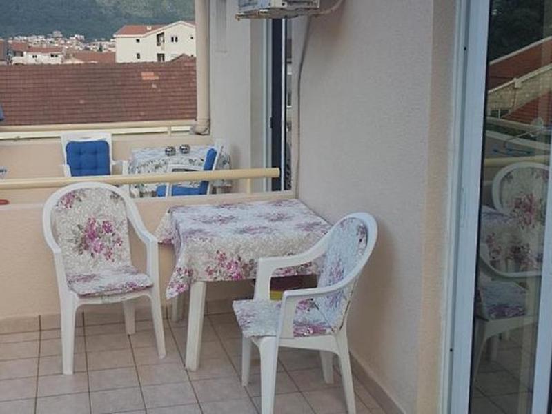 B2C79D00E786AE632C647A2417FB1B40