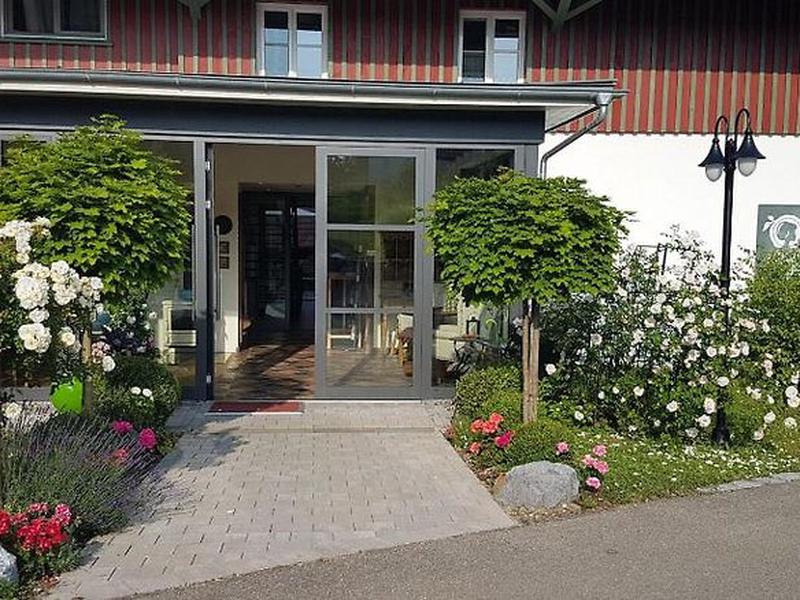 DD6A12785BF7B34EC99814FAA7CDC1B3