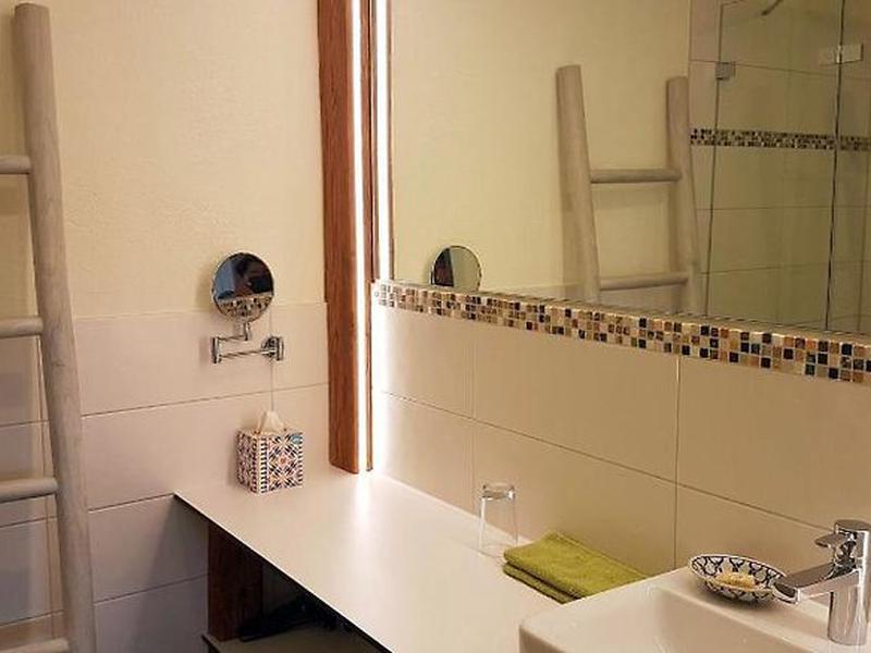 5186B066BAFA4DA763C4292F6539838F