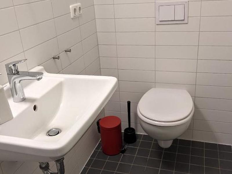 6BF4E796158330AB17554D46A8717EBF