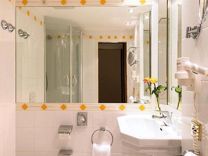 71157ECB4B95A70DE9D33ABBBE5FA6D4