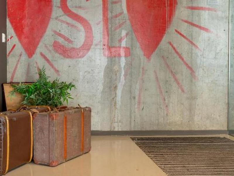 35ED71FE40D751503F39EA6A4D6E39C8