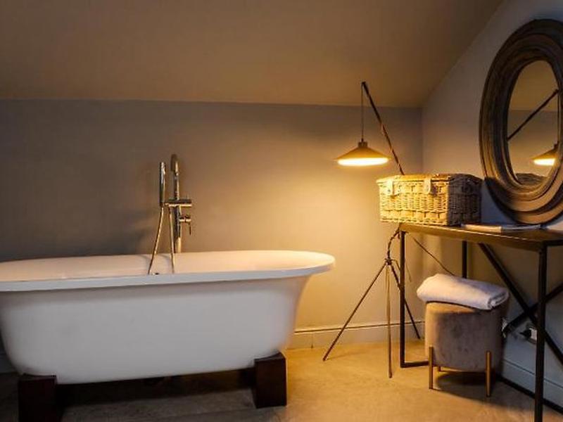 1B7F7B2D11C6D0360B0907CA4B641178