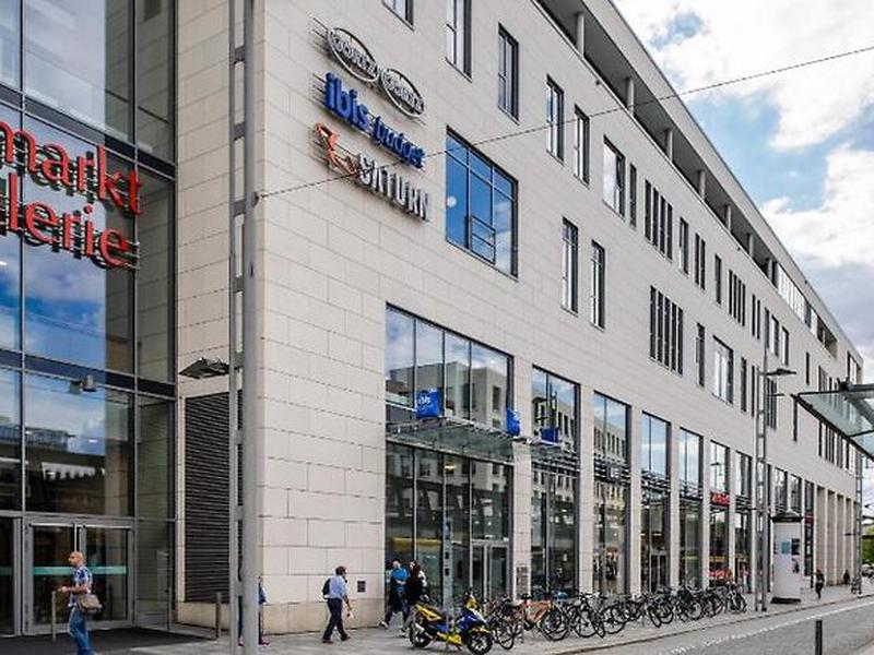 3EAF5971FD3438EA97A9C81326C02711