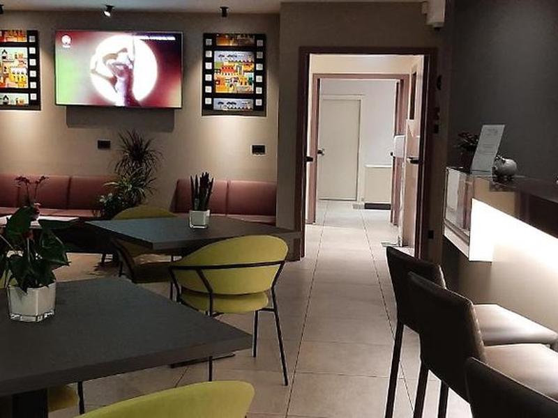 D3C09AAAA46F0B9FF28C19956A5F1F78