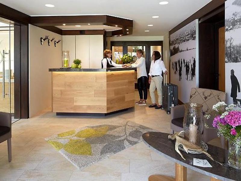 D8E3FE3184FD1AD22C5A6AC51A5E443B