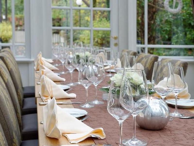 E83298896E4ABB2D3298D11A112EE57E