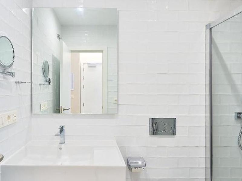 A97ADC8E1170103AA2FF7F586F360066