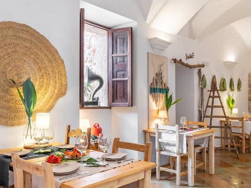 0057A8FEC7379E22AA882D5B1C742706