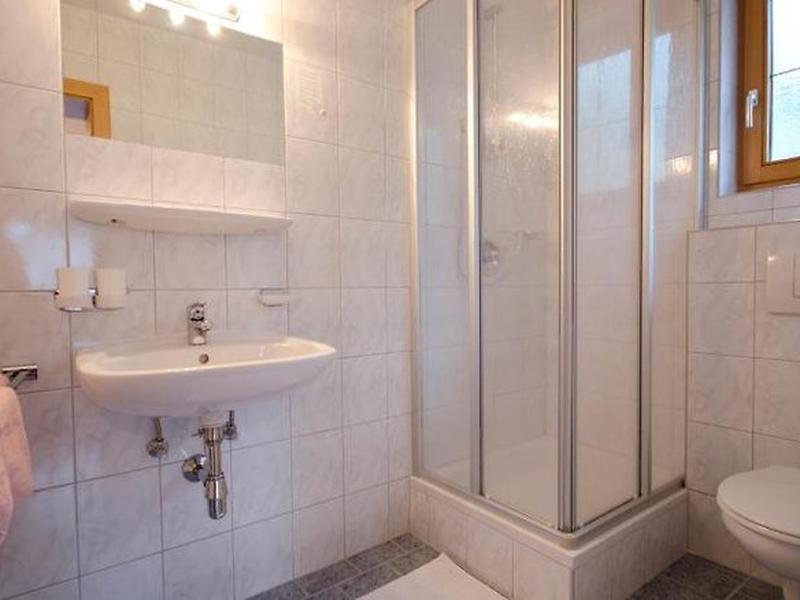 76B587E66B7E6E45CA8A6E998FD3E1BE