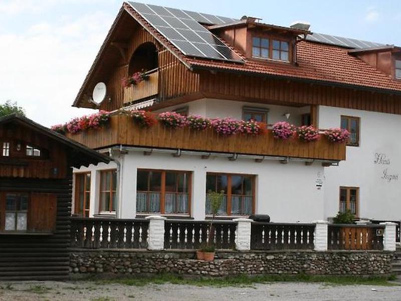 E99A82D6AEBC92D94A2EE92BC3E93080