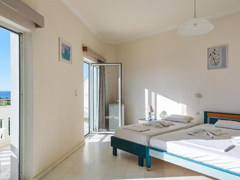 F72D45AB60928E0835E19E64DEC76AC3