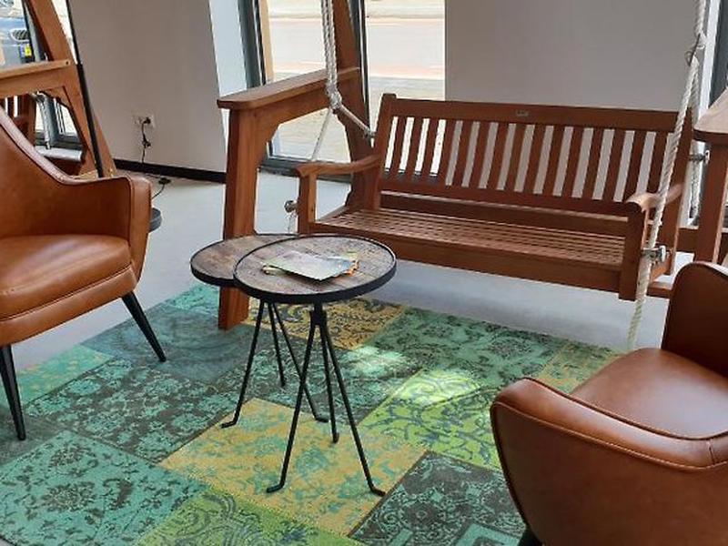 F18E18B74D4F1B841DE22A064CC30624