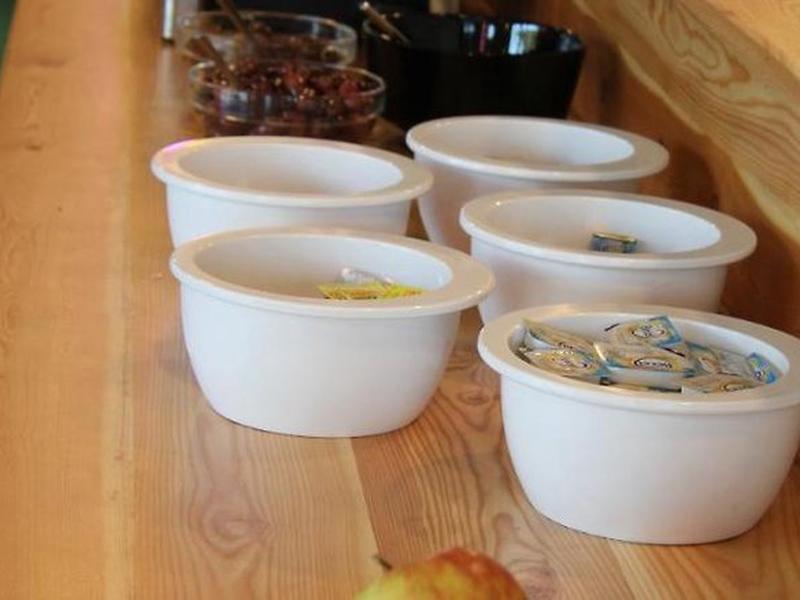 2431A7A20FDF95FE5E6446AAE1765275