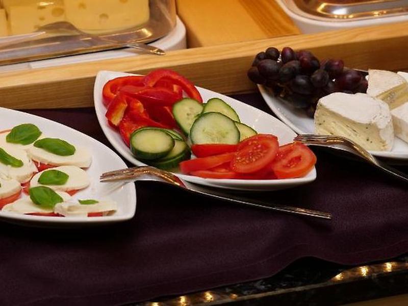 20521EB807BF349E8AA9CE4DC8E91036