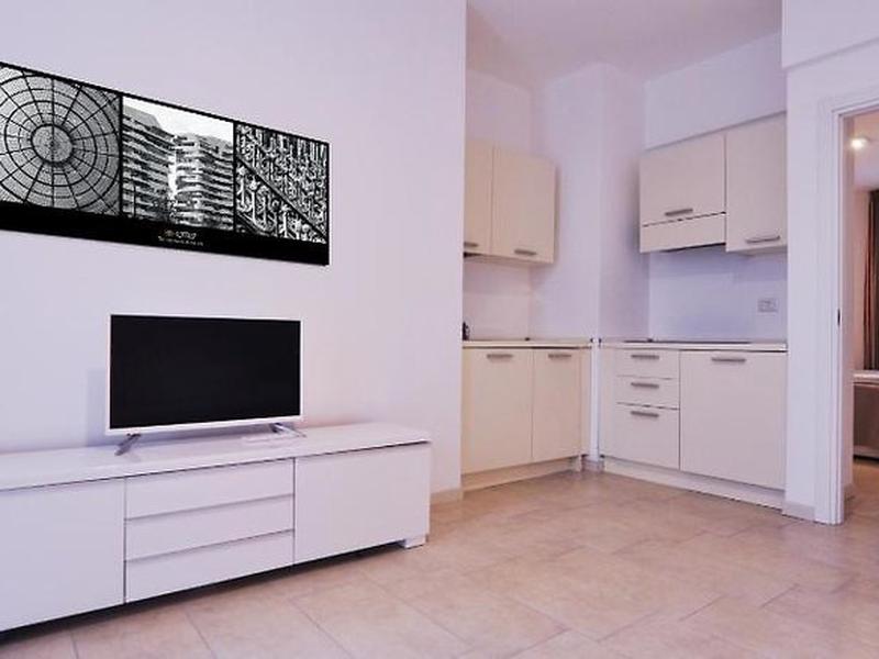 FB11E56832A5D74F5FA2F2DECFEBEB57