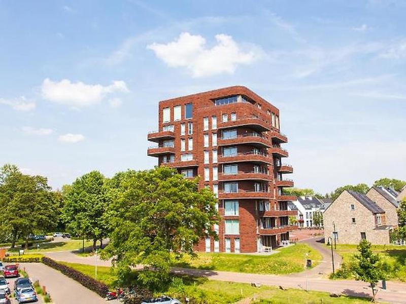 1FE1AD367E3296814D70831A1E8B3BB7