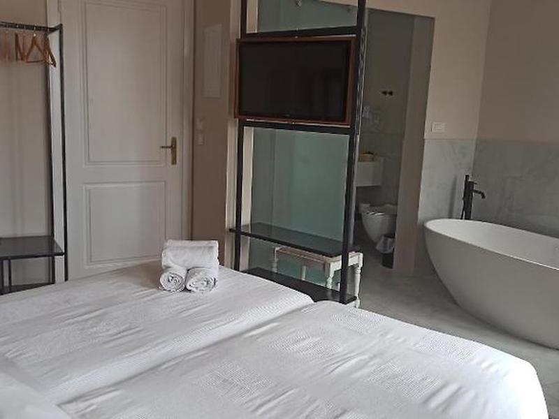 F2E58860D4B81550A6682FAA819C761A