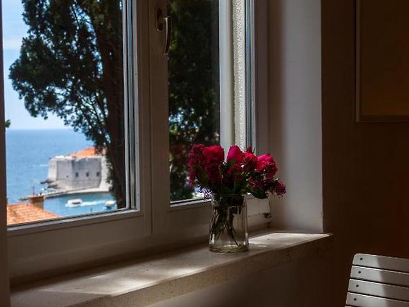 6DB7F2373E3DB18F52B393824CBB2AC6