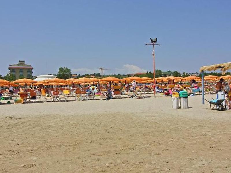 13FA64D976806218F6892D654EB908F2