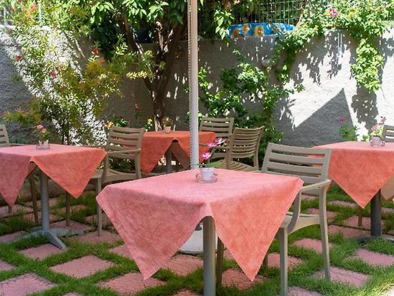 F16ECABCC036F49AA9247841344FBD2D