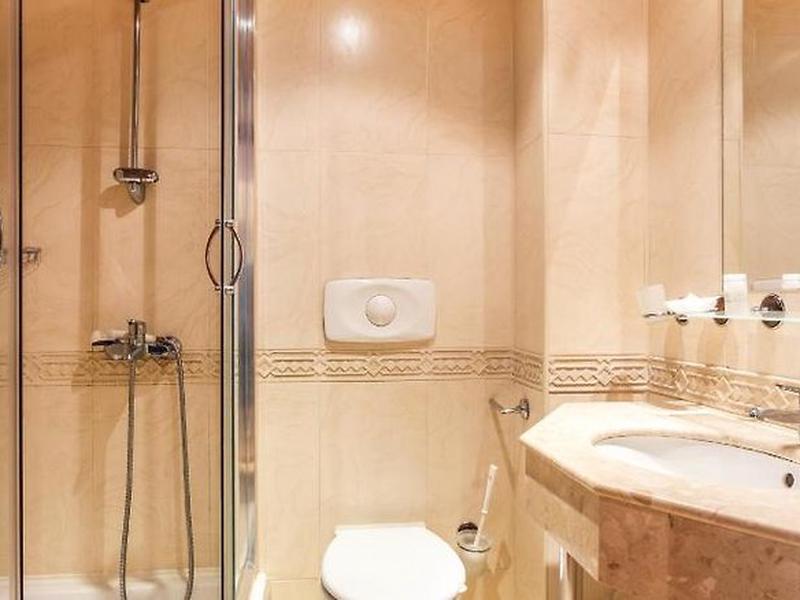 7B102534F0FD898FA4AA32CB952AA631