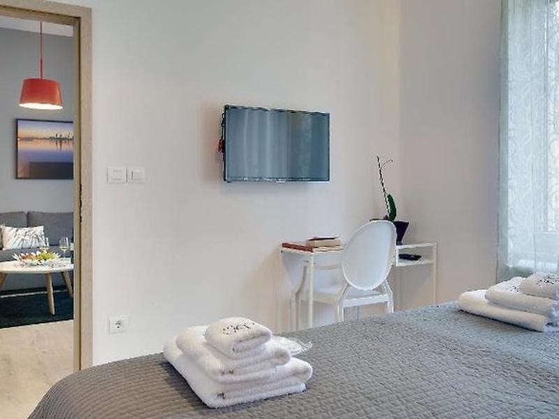 7984EA685AFD746BBACBC7CE6D39C11D