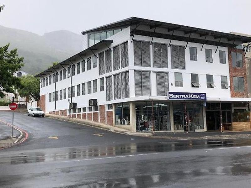 AB41A53DF7C9364EF4D82D418BBCC2A2