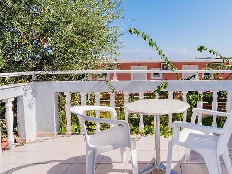 CAC94C9CC6498956DB4378555544E0A9