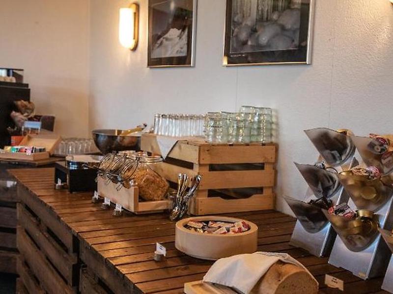 F0B07CF6D81F78A00F099788F160FA7A