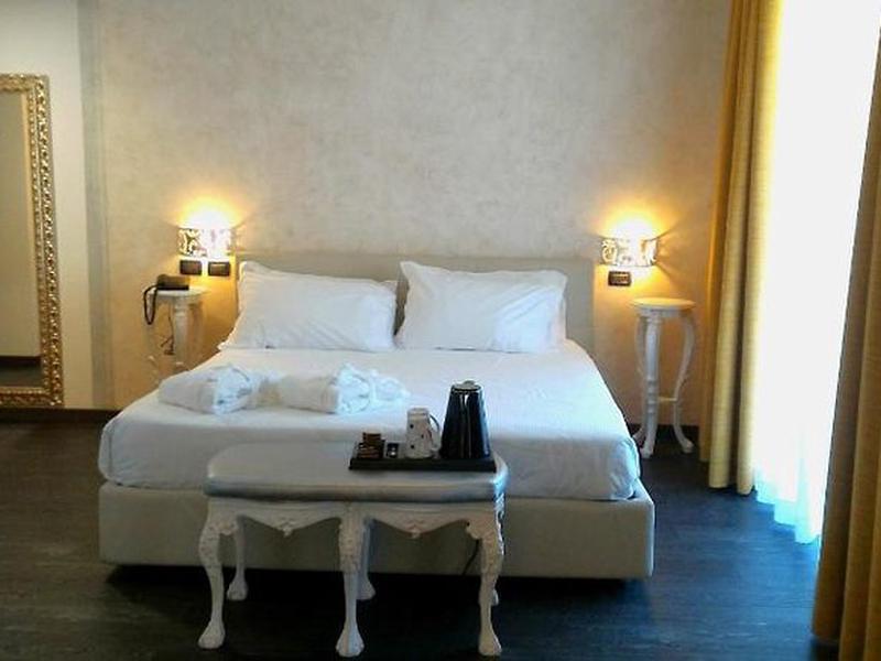 37EF22FFD82C12F5445645BBC2ED4270