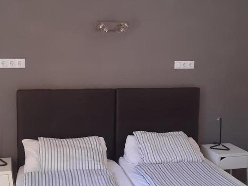 D8B40C71048F681DE5F9EA929C45B1AC