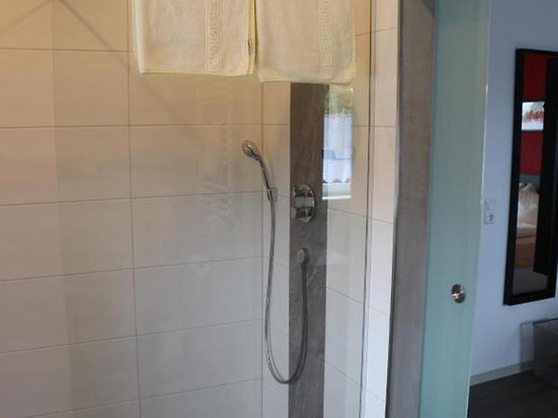 C4FAE0E7152451BF87AE77008BDE5B90