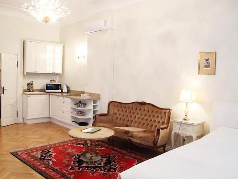 8AA644EA2BFEE607EB3BE9B63B344592