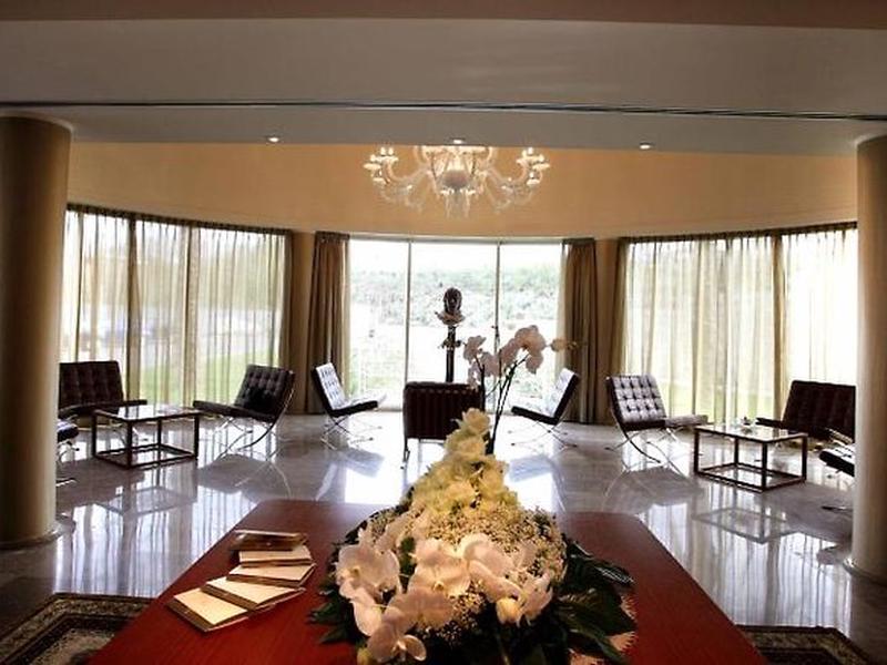 F1936A8D53F57EC1F6CEDC9F839DA375