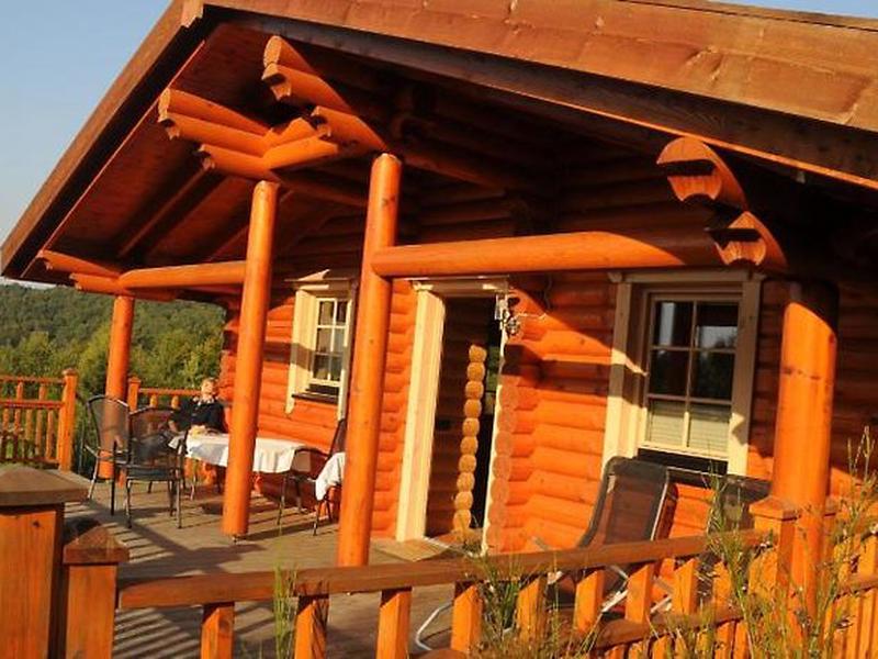 DB6614239CF0C030AB938E9520E2FD39