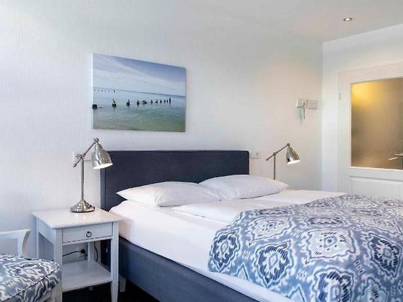 0AF01A9AF1AF6E34056F30A20575A137