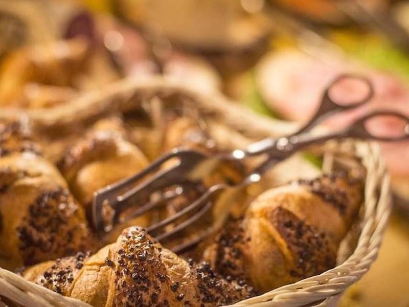 C4200739A28921E301EC9009436AEB43