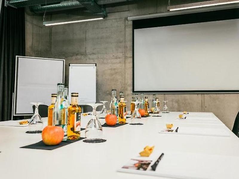 86038C3193F5162475EA8013D2873422