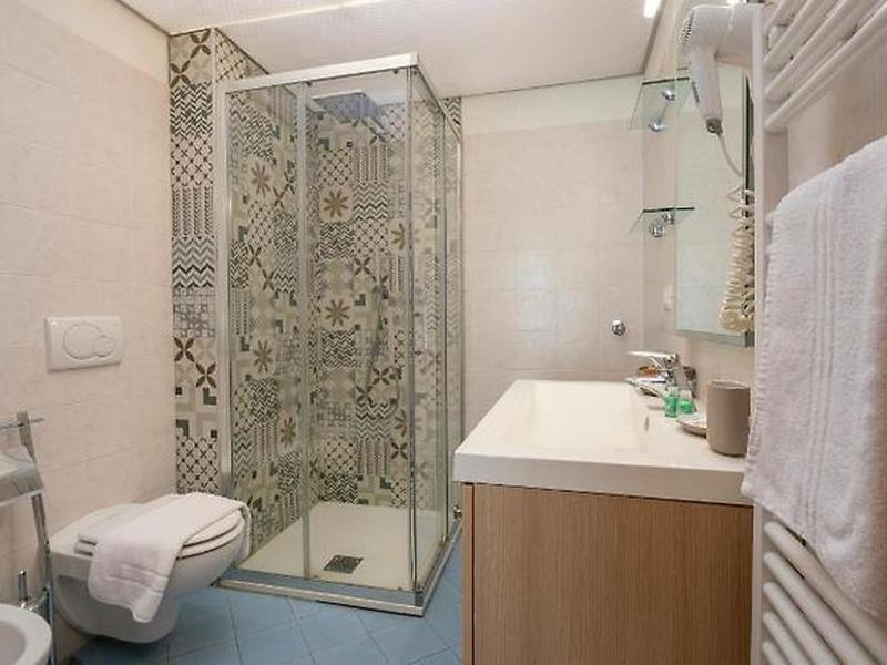 D76D36AA1F054B110ED5F1B75F7B90E0