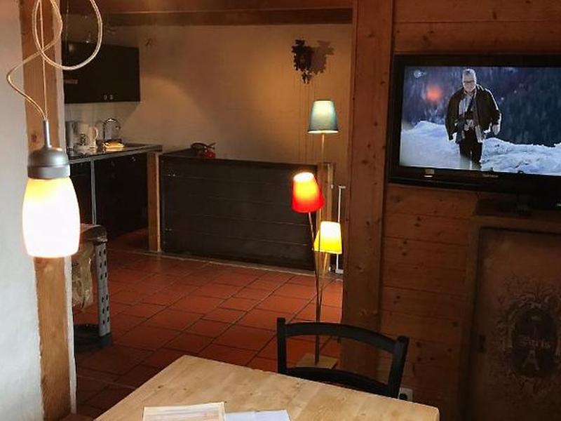 AEB9AB46BFFB1898FFCEE0CA9AFA413D