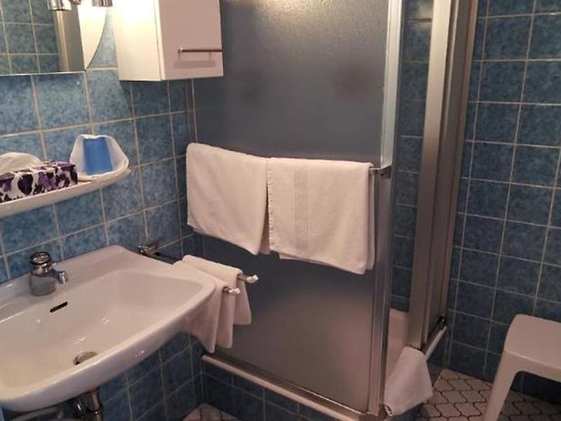 29AA0E8D8613747328A4962400C2B519