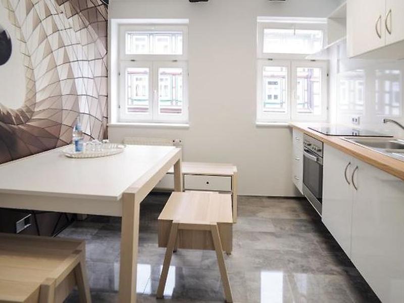 96EF738BC1D3998D78F1DB7D91E2D3C1