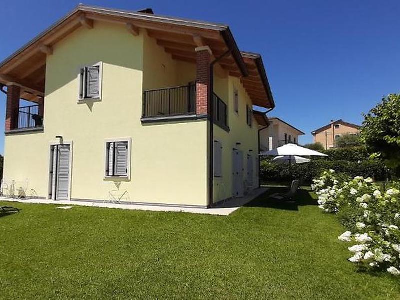 9DFB81A1B9836933E4131E9789C4D6A7